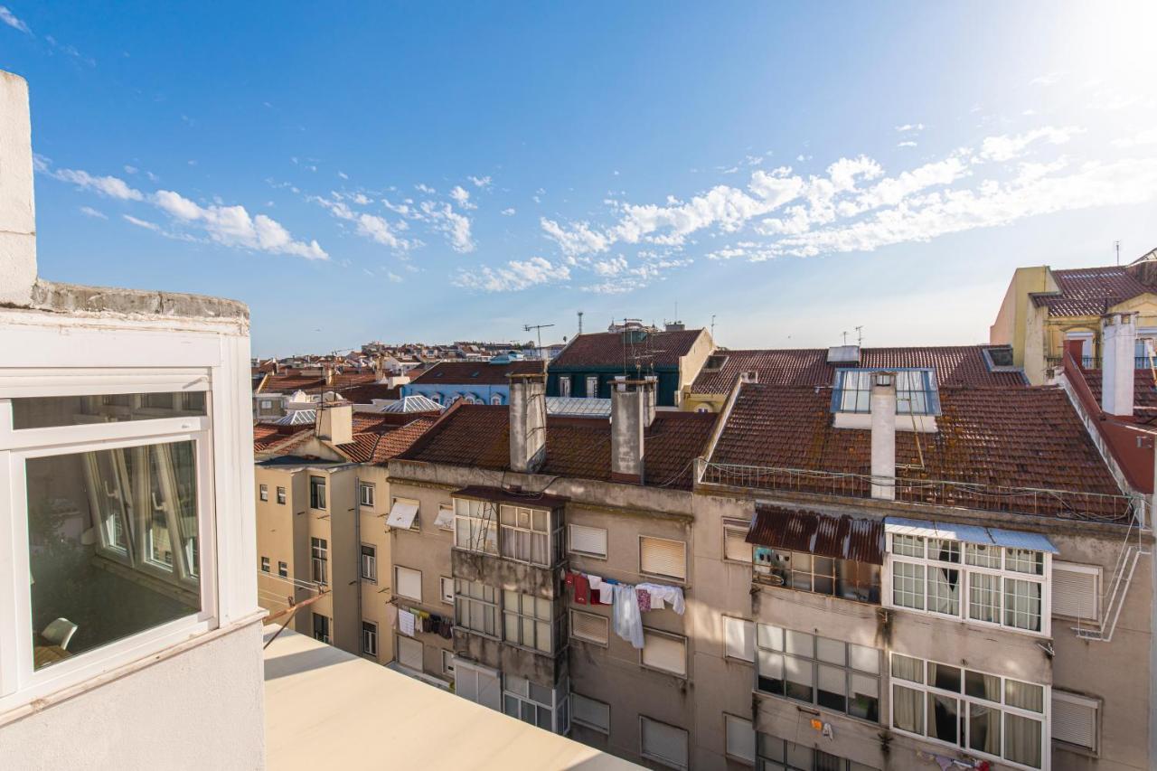 Lovelystay - Sunny 1Bdr Apartment W/Terrace Lisboa المظهر الخارجي الصورة