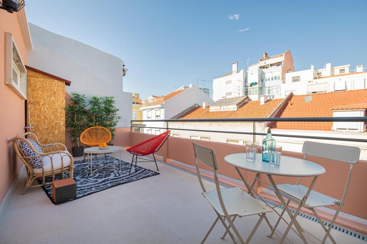 Lovelystay - Sunny 1Bdr Apartment W/Terrace Lisboa المظهر الخارجي الصورة