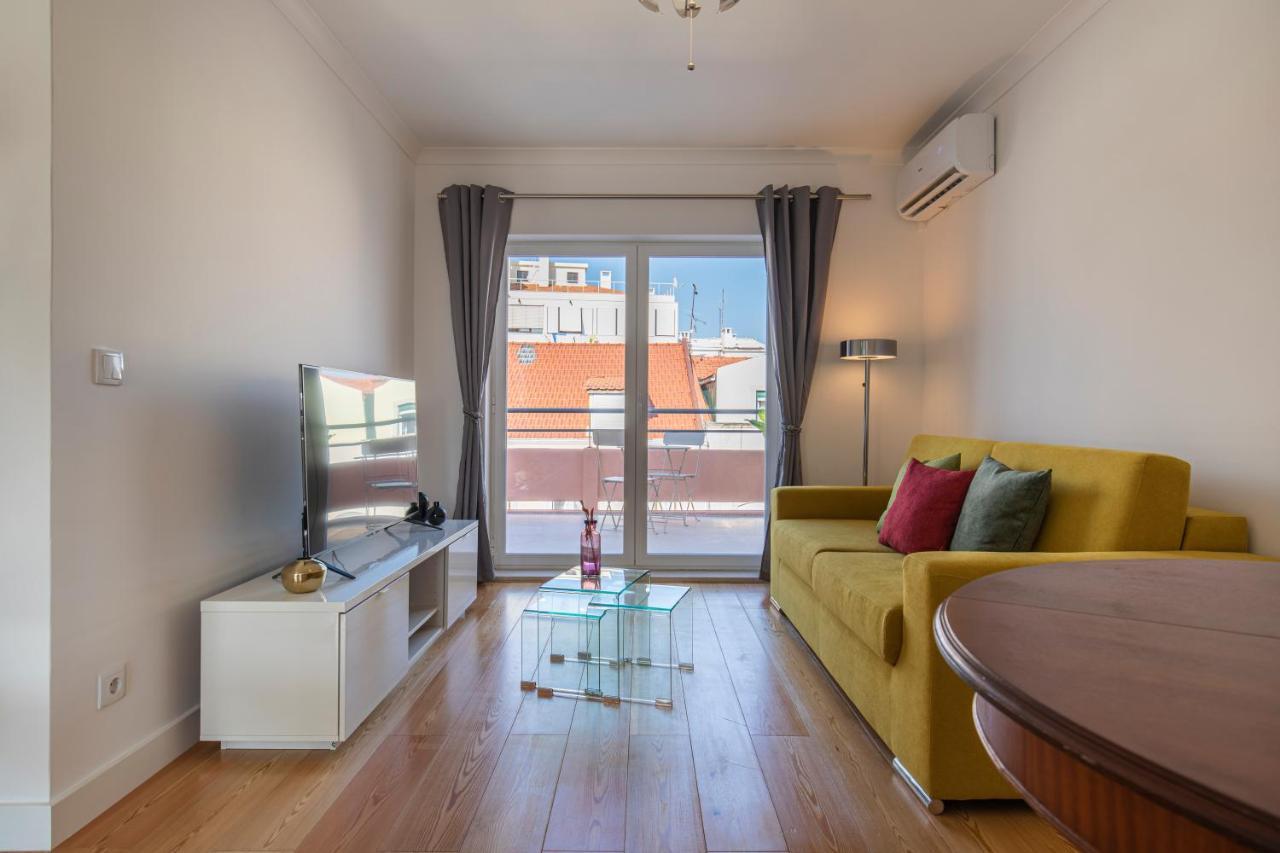 Lovelystay - Sunny 1Bdr Apartment W/Terrace Lisboa المظهر الخارجي الصورة
