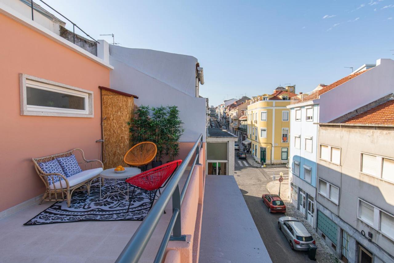 Lovelystay - Sunny 1Bdr Apartment W/Terrace Lisboa المظهر الخارجي الصورة
